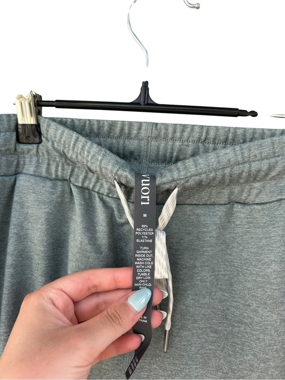 Vuori Woman’s Performance Jogger Sweatpants - Size Medium - Green - Athleisure - Picture 7 of 13